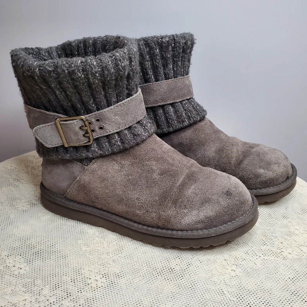 UGG Cambridge Suede Sweater Knit Grey Boots Buckles Size 8 - Picture 1 of 10